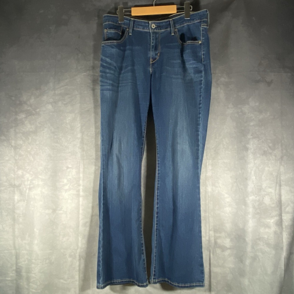 Levis Demi Curve Classic Boot Cut Jeans Womens Blue Denim sz 32